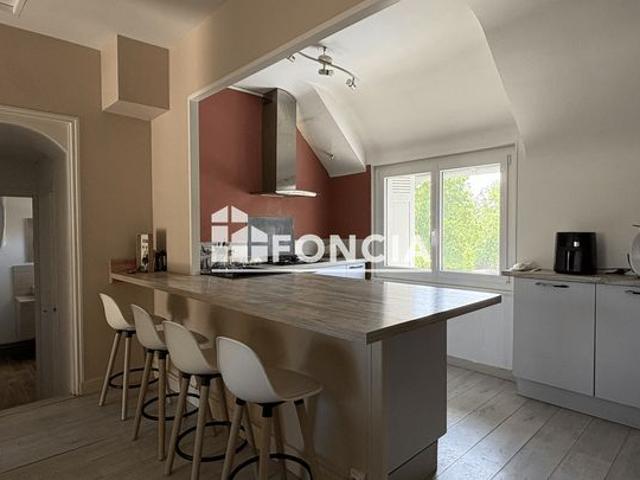 SAINT AY Appartement T3 de 54 m2 avec jardin