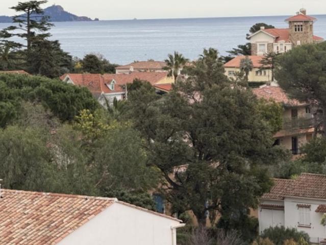 Saint Aygulf 2 Pièces Terrasse Vue Mer Garage