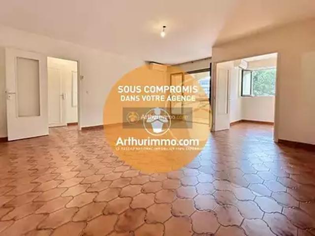 Saint Aygulf 83370 Achat / Vente appartement 3 pièces t3 cave