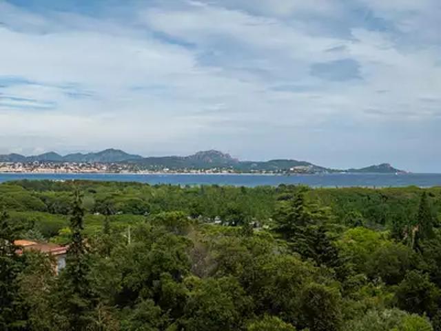 Saint Aygulf 83370 Achat / Vente appartement 3 pièces t3 balcon