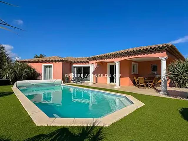 Saint Aygulf 83370 Achat / Vente maison 5 pièces t5 au dernier étage piscine