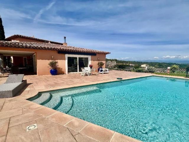 Saint Aygulf Villa néo provençale 220 m², 4 chambres + T2. 220m² Saint Aygulf