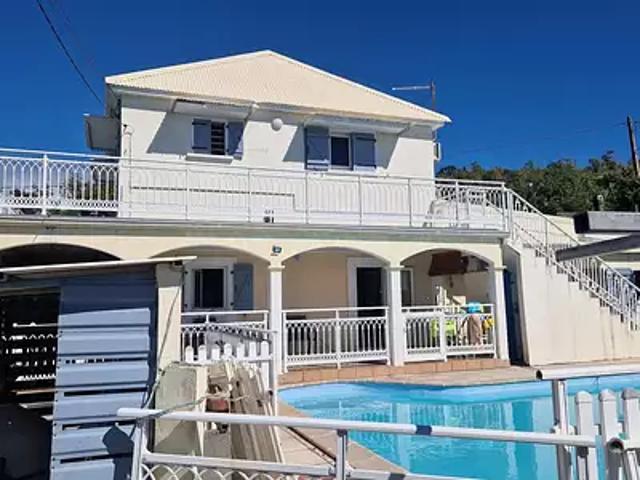 Saint Benoît 97470 Achat / Vente maison 6 pièces t6 piscine