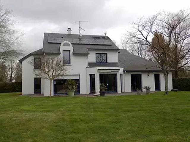 Saint Berthevin 53940 Achat / Vente maison 8 pièces t8 au dernier étage terrasse