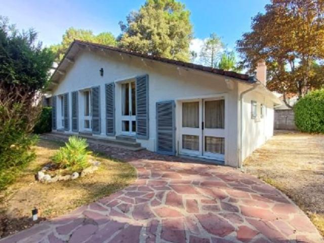 Saint Brevin L'Océan, proche plage et commerces, maison de plain pied de 98 m²