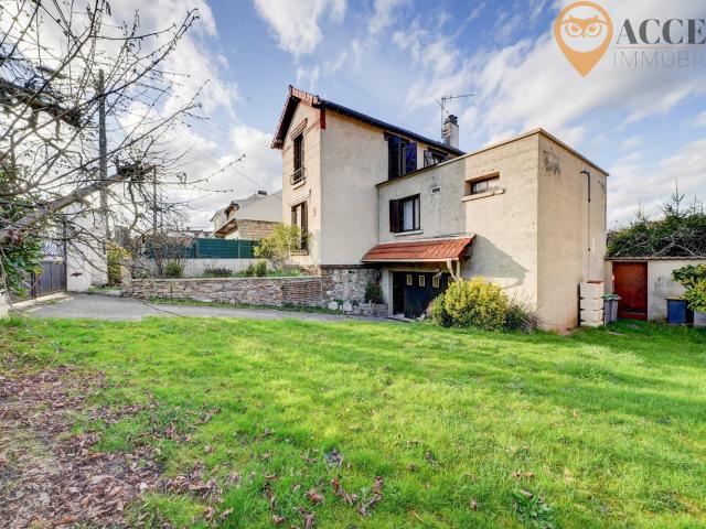 SAINT BRICE SOUS FORET Maison de 91m2 avec sous sol