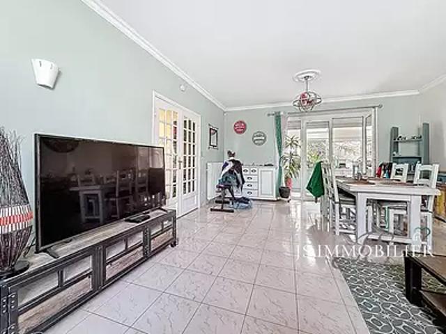 Saint Brice sous Forêt 95350 Achat / Vente maison 4 pièces t4 au dernier étage cave