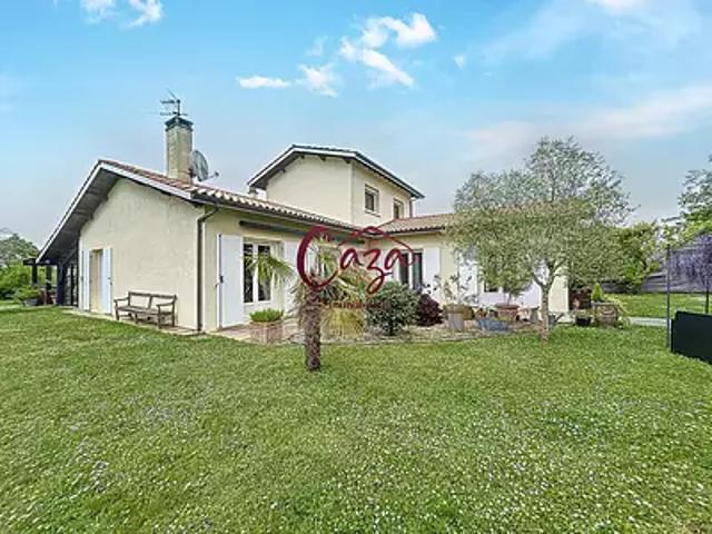 Saint Caprais de Bordeaux 33880 Achat / Vente maison 7 pièces t7 au dernier étage parking