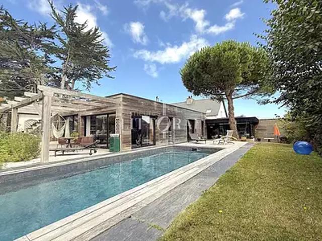 Saint Cast le Guildo 22380 Achat / Vente maison 10 pièces t10 piscine