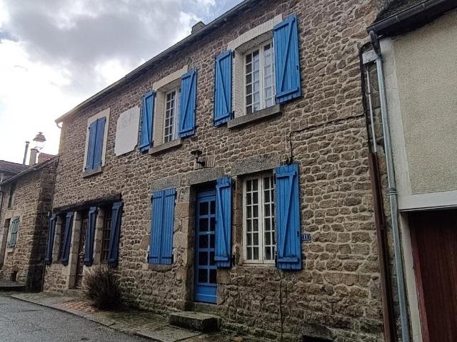 SAINT CENERI LE GEREI MAISON A RENOVER