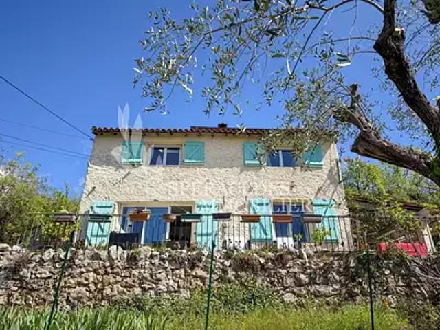 Saint Cézaire sur Siagne 06530 Achat / Vente maison 5 pièces t5 piscine