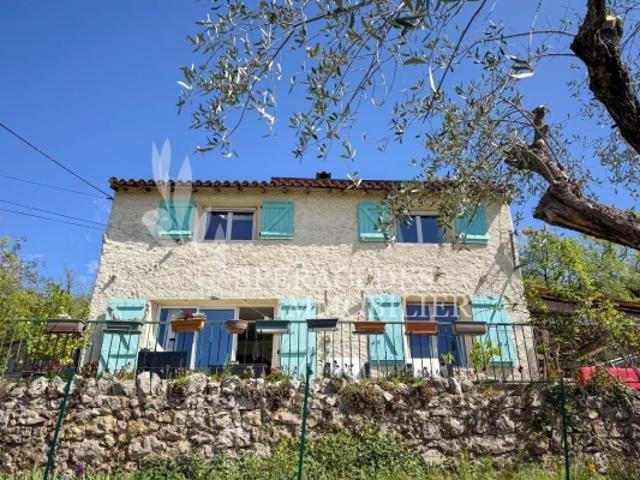 Saint Cézaire sur Siagne – maison avec piscine