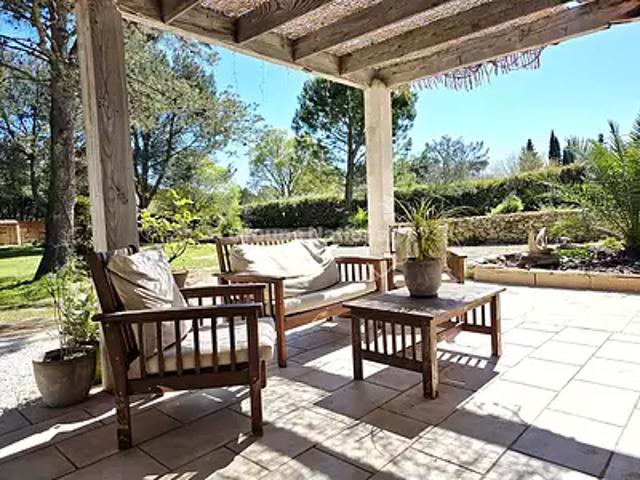 Saint Chamas 13250 Achat / Vente maison 3 pièces t3 au dernier étage terrasse