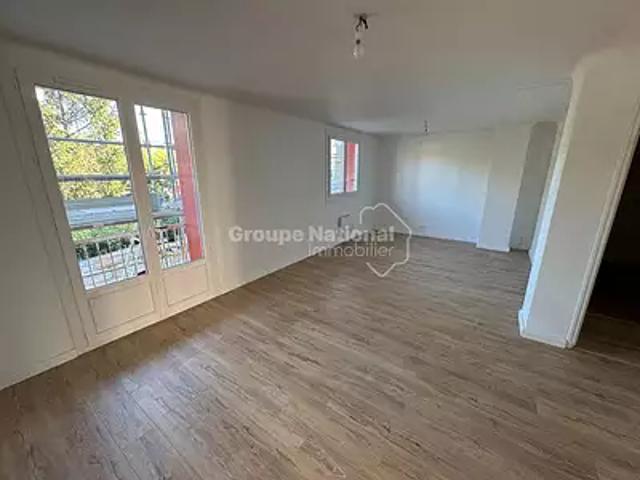 Saint Chamas 13250 Location appartement 3 pièces t3 cave