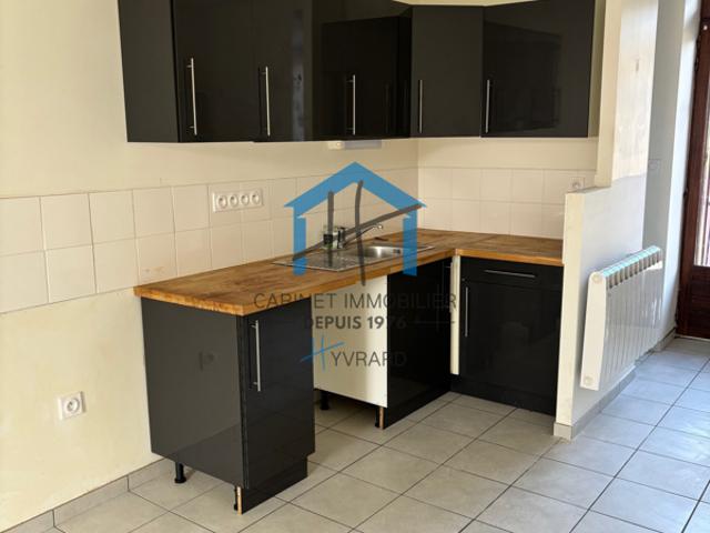 SAINT CHAMOND: Appartement T3 de 65m2 avec Garage