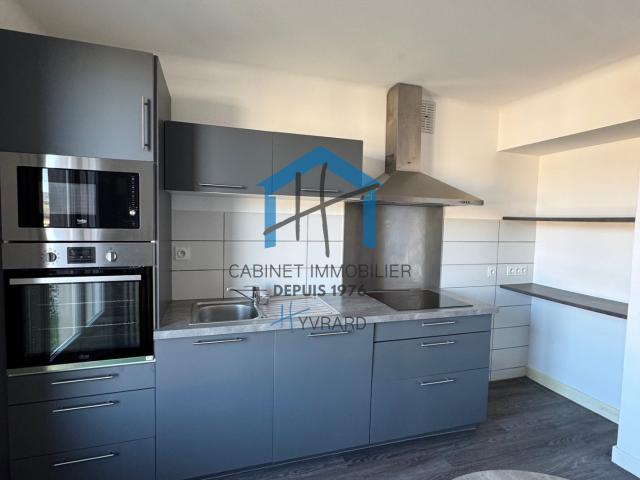SAINT CHAMOND: La Valette F3 de 61m2 avec garage, balcon