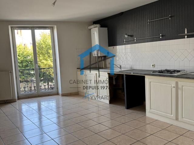 SAINT CHAMOND La Valette F3 en duplex + parking privatif
