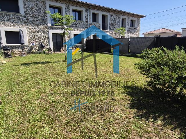 SAINT CHAMOND Rez de jardin de 81m2/hab avec 200m2 de terrain