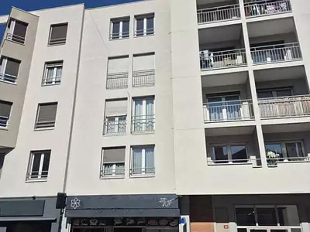 Saint Chamond 42400 Achat / Vente appartement 4 pièces t4 au dernier étage