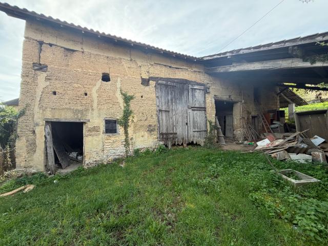 SAINT CHEF GRANGE A RENOVER