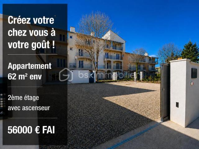 SAINT CHRISTOL 84 À partir de 52 000 € FAI – Créez votre appartement sur mesure ! Plusieurs plateaux bruts disponibles avec balcon et parkings privatifs dans une résidence entièrement rénovée