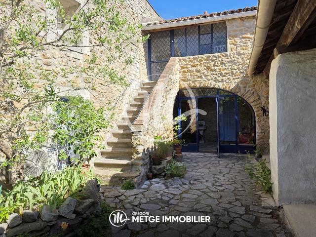 SAINT CHRISTOL LÈS ALÈS MAS EN PIERRE 186 M2 5 CHAMBRES STUDIO INDÉPENDANT JARDIN
