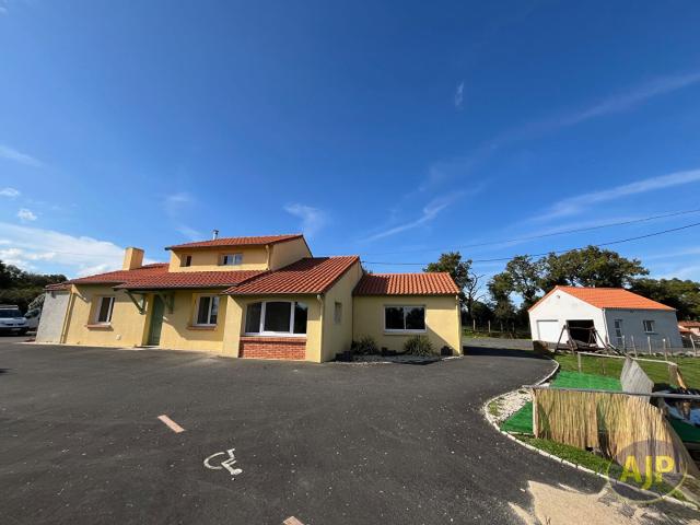 Saint Christophe du Bois Vente Maison 49