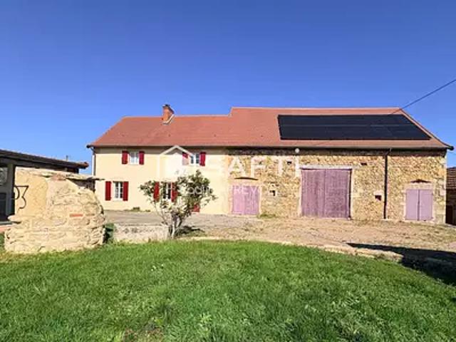 Saint Christophe en Brionnais 71800 Achat / Vente maison 5 pièces t5