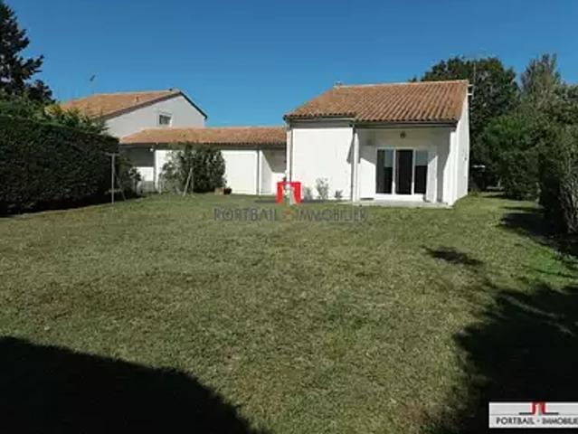 Saint Ciers sur Gironde 33820 Location maison 5 pièces t5 terrasse