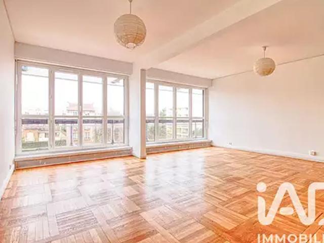 Saint Cloud 92210 Achat / Vente appartement 3 pièces t3 au dernier étage