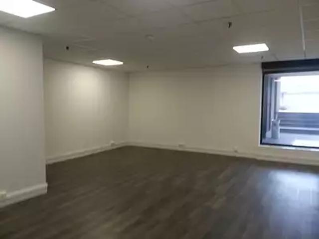 Saint Cloud 92210 Achat / Vente divers 2 pièces parking