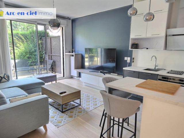 Saint Cloud Location Appartement 92