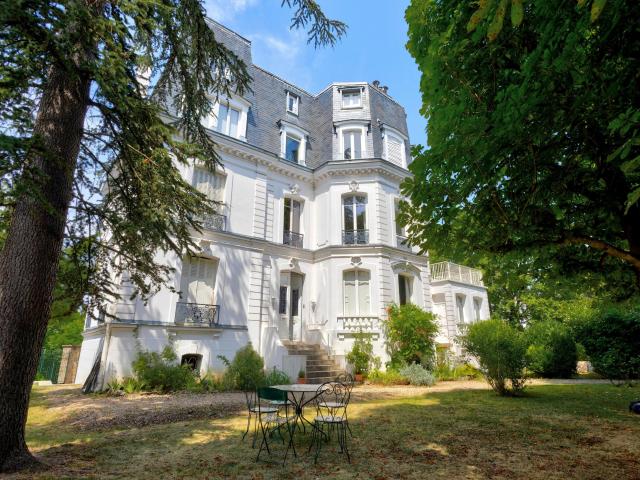 Saint Cloud PARC DE MONTRETOUT Appartement de 154 m²