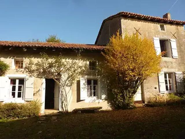 Saint Claud 16450 Achat / Vente maison 6 pièces t6