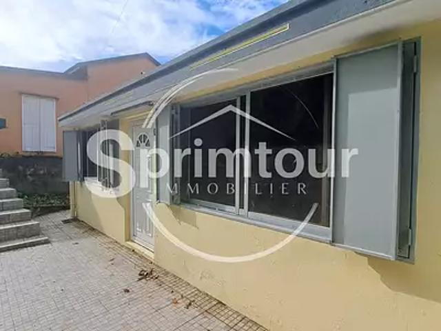 Saint Claude 97120 Location appartement 3 pièces t3