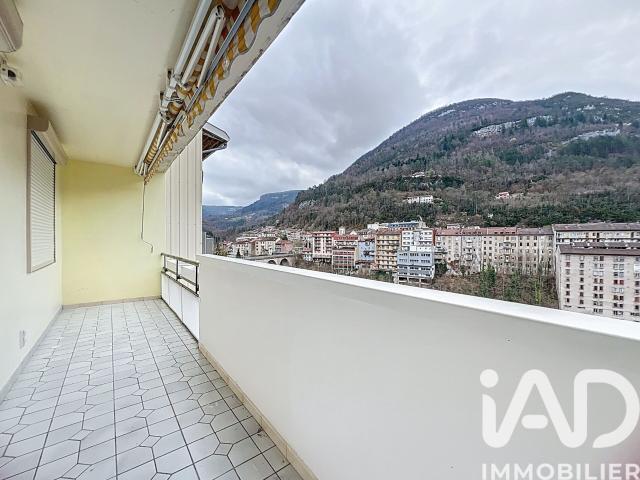Saint Claude Location Appartement 39