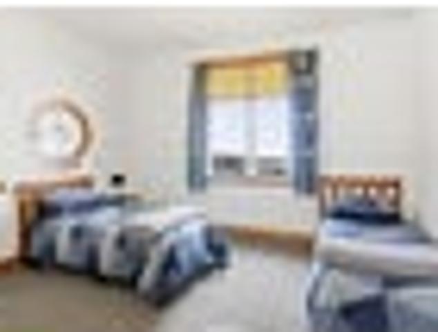Saint Clair, 3 bedrooms, $780 pw