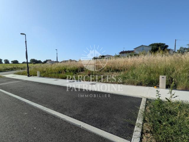 Saint Clar de Rivière terrain viabilisé de 314m²