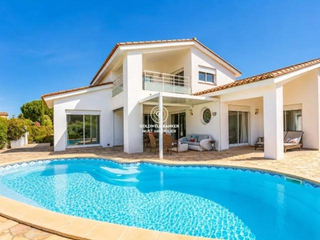 Saint Cyprien: une adresse, une villa bien conçue