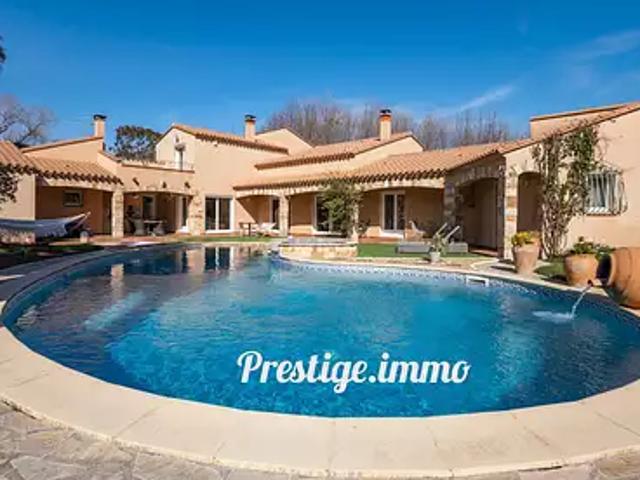 Saint Cyprien 66750 Achat / Vente maison 10 pièces t10 piscine terrasse