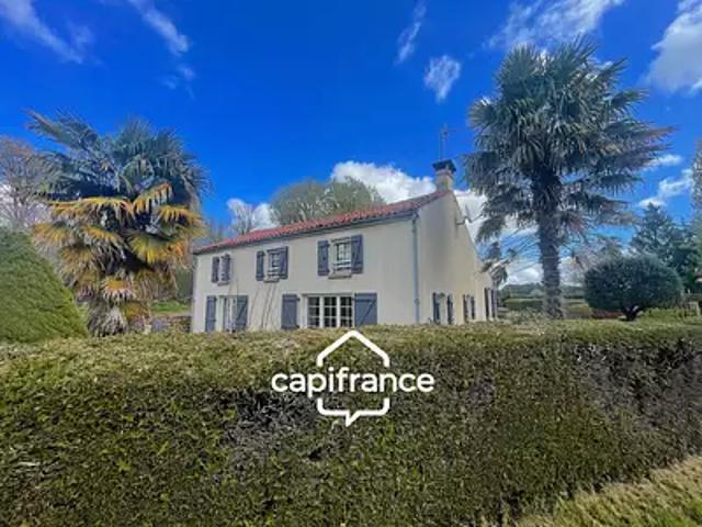 Saint Cyr des Gâts 85410 Achat / Vente maison 7 pièces t7 cave