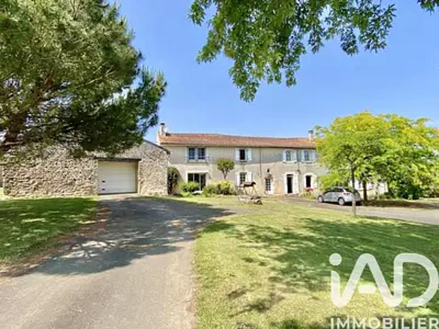 Saint Cyr des Gâts 85410 Achat / Vente maison 8 pièces t8