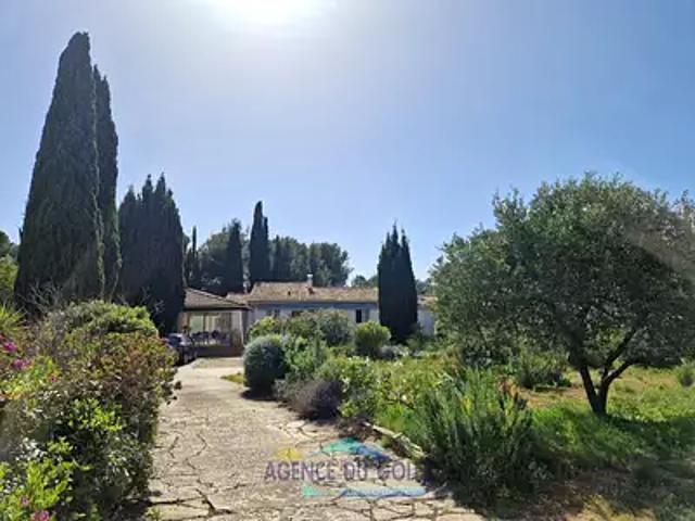 Saint Cyr sur Mer 83270 Achat / Vente maison 4 pièces t4 piscine jardin