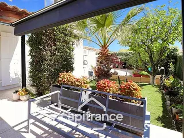 Saint Cyr sur Mer 83270 Achat / Vente maison 5 pièces t5 piscine
