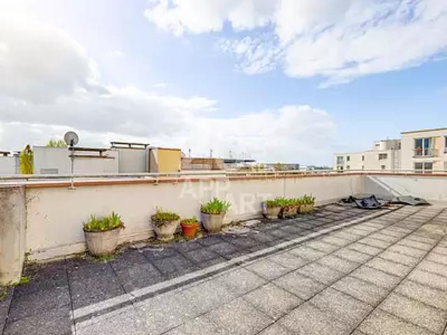 Saint Denis 93200 Achat / Vente appartement 4 pièces t4 au dernier étage terrasse