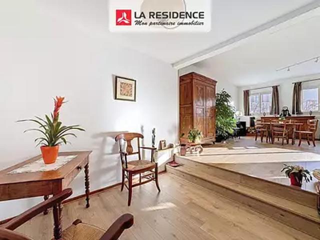 Saint Denis 93200 Achat / Vente appartement 5 pièces t5 au dernier étage
