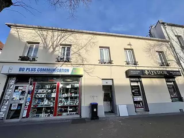 Saint Denis 93200 Achat / Vente immeuble au dernier étage cave