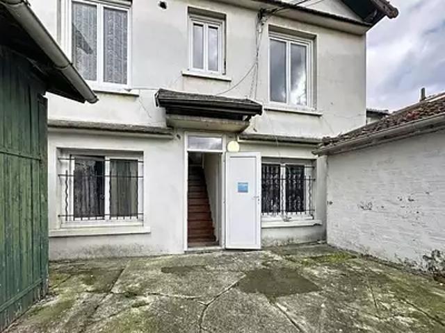 Saint Denis 93200 Achat / Vente maison 7 pièces t7