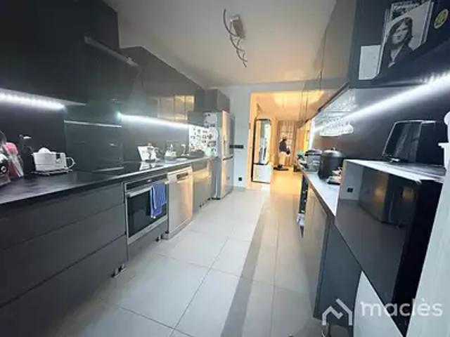 Saint Denis 93200 Achat / Vente maison 6 pièces t6