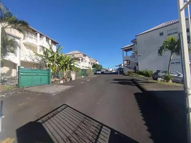 Saint Denis 97490 Location appartement 4 pièces t4 jardin terrasse